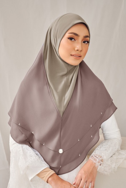 ARDEA Slip On Hijab in Brown
