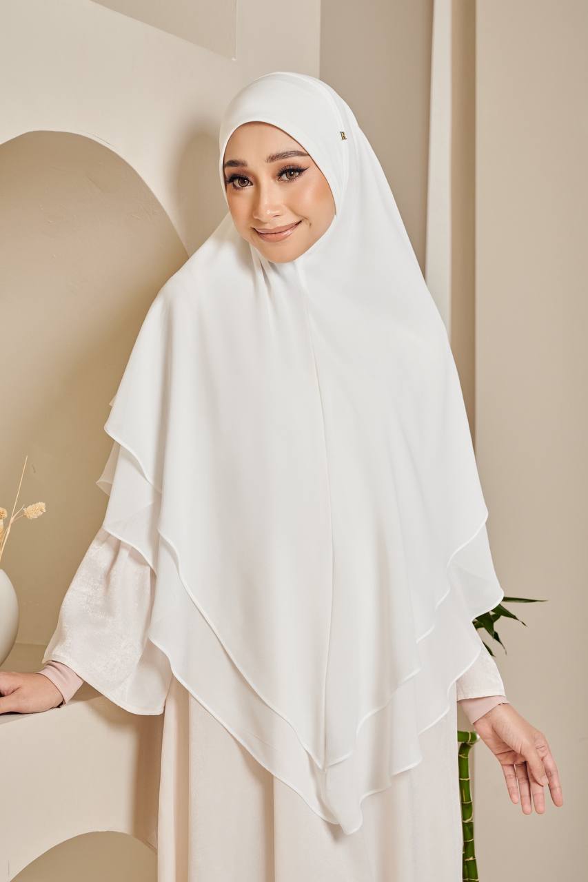 Nageena Khimar 1.0 in Off white