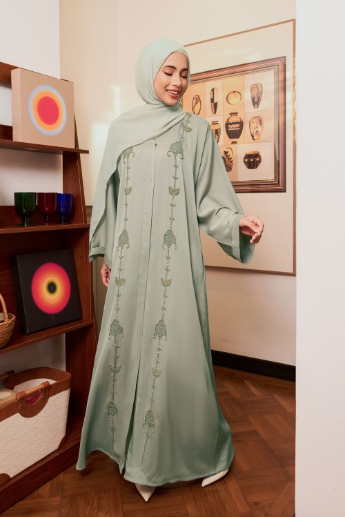 ELARA Abaya B1 in Dusty Mint