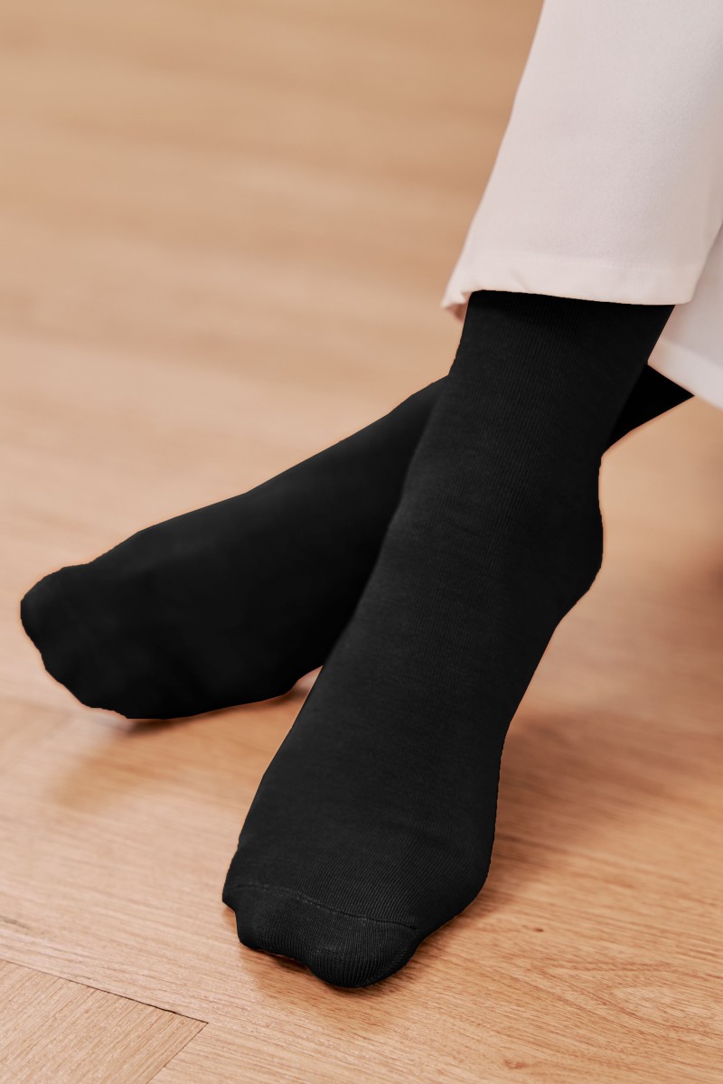 KIRA Bamboo Socks in Black