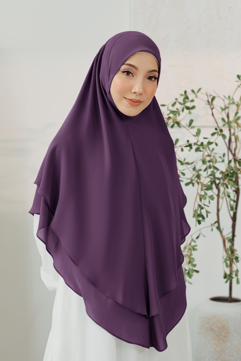 Nageena Khimar in Blackcurrant