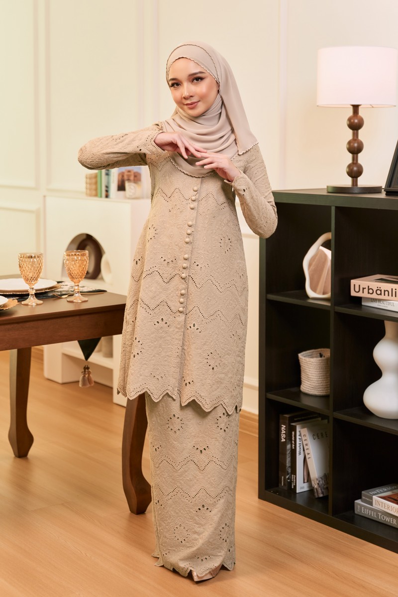 NUANSA Kurung in Soft Brown