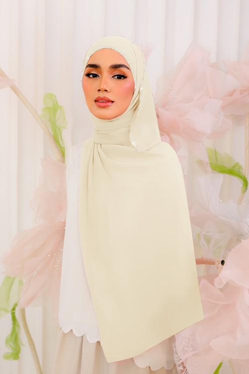 SHASMEEN Beads Long Shawl in Cream