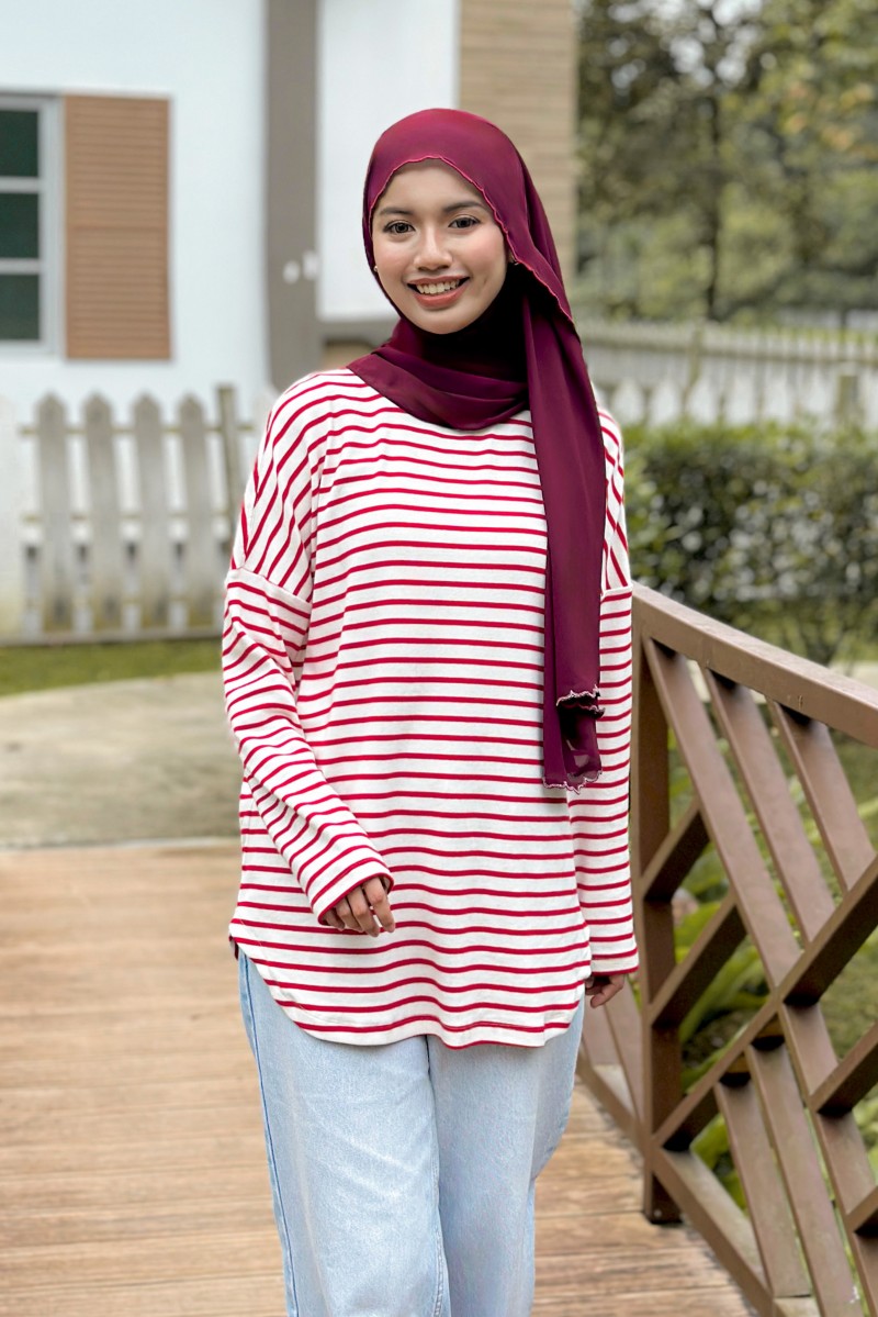 MARIBEL Comfy Blouse in Cherry Red