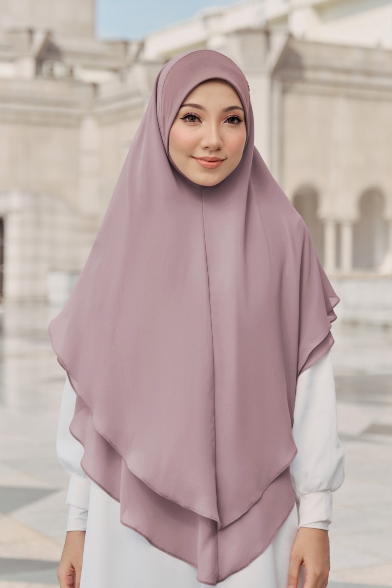 Nageena Khimar in Dusty Berry