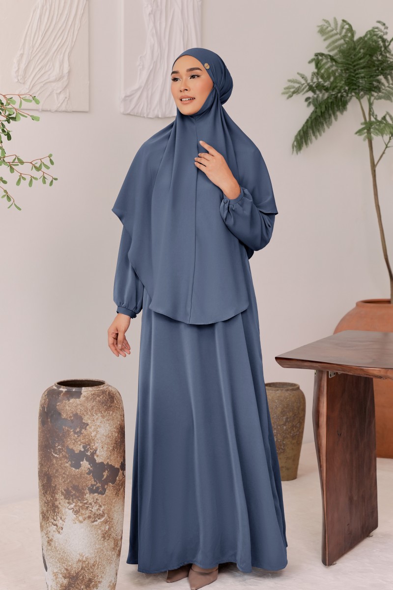 (AS-IS ) KHAWLA JUBAH in Dusty Blue