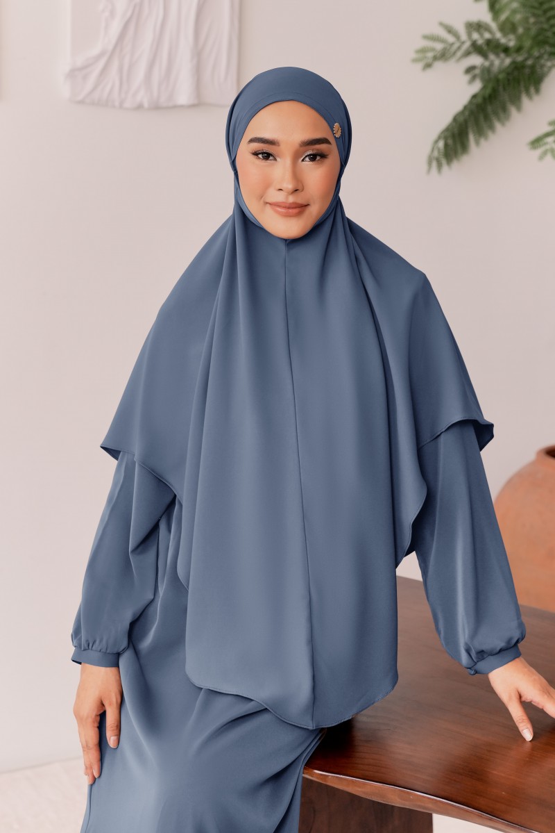 KHAWLA Khimar in Dusty Blue