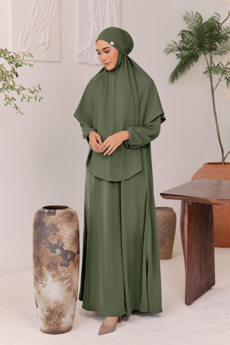 KHAWLA Set with Khimar in Dusty Olive