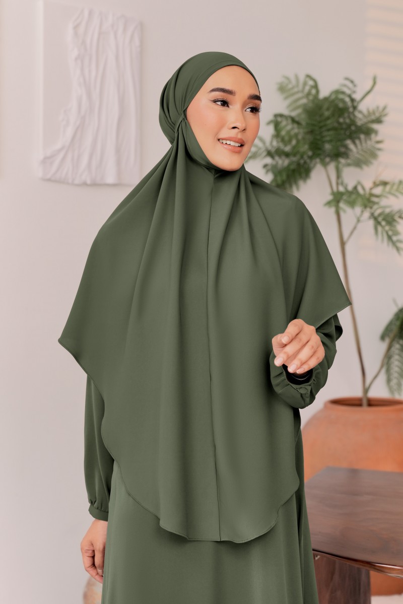 KHAWLA Khimar in Dusty Olive