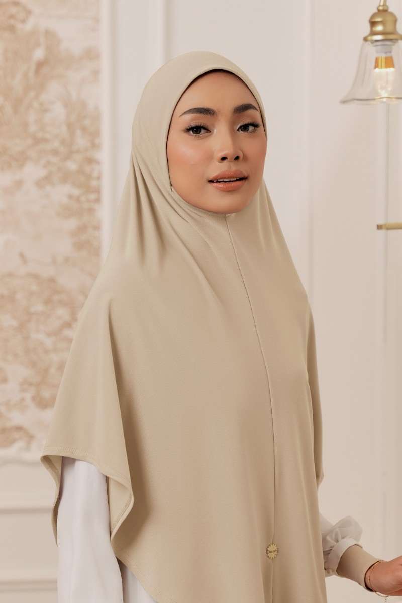 MEDINA Tudung Sarung in Latte