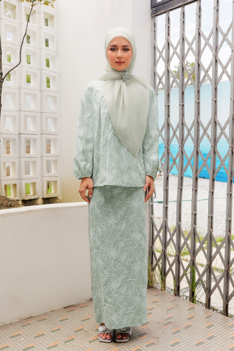 AKASIA Kurung in Mint Blue