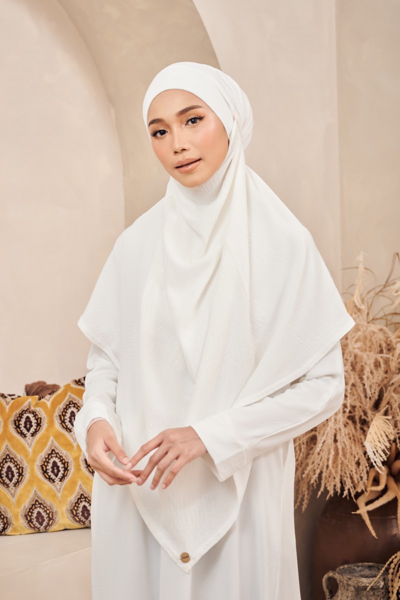 (AS-IS) NEEMA Khimar in Offwhite