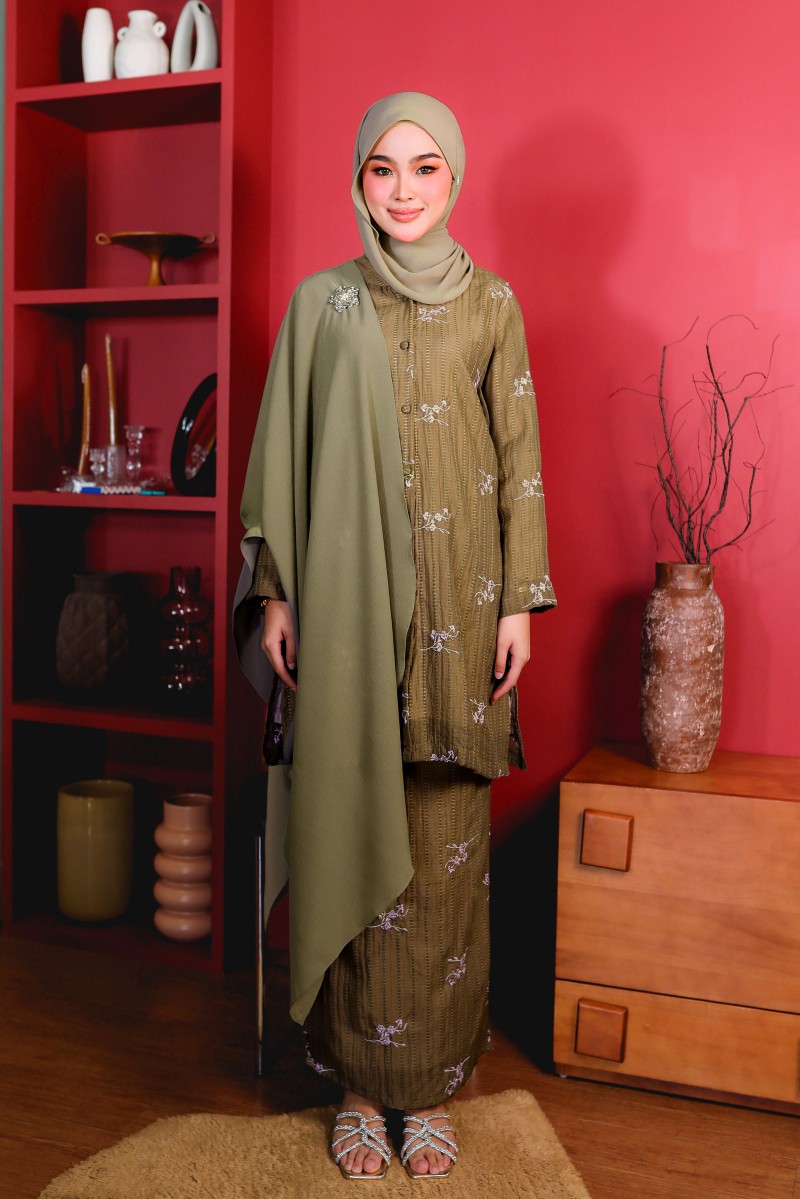 Bunga Kurung in Olive Brown