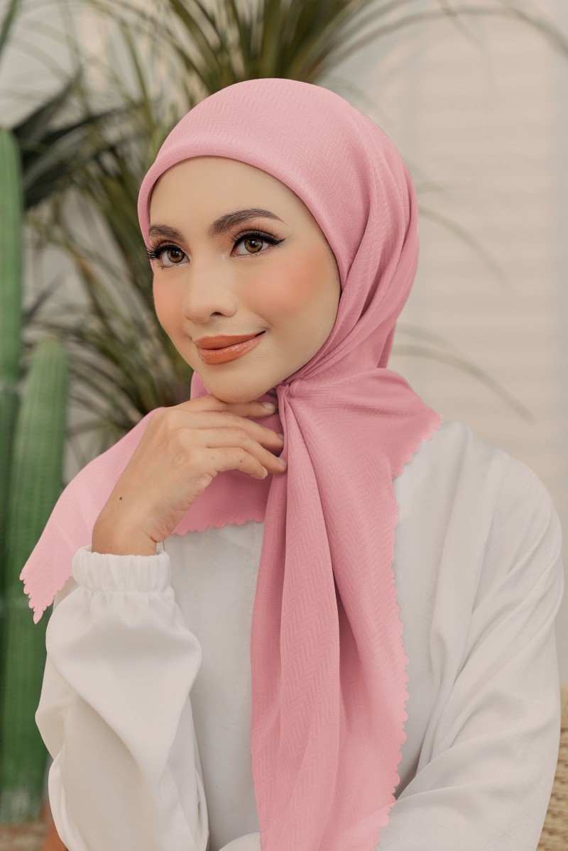 Cali Bawal in Pink