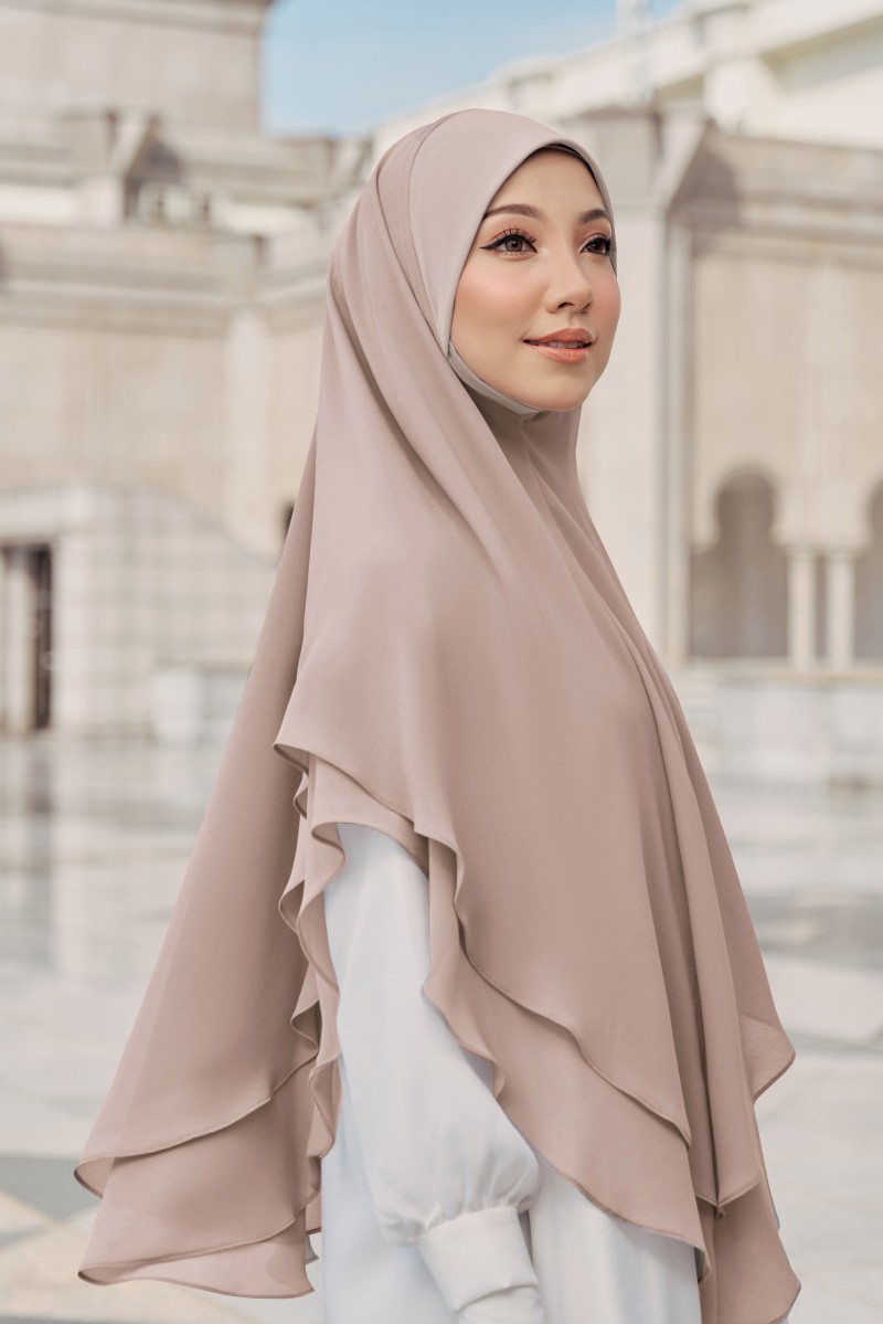 Nageena Khimar in Rosy Brown