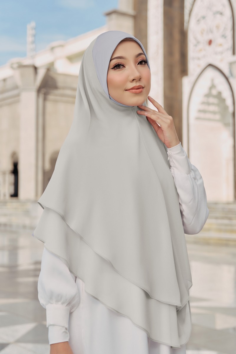 (AS-IS) Nageena Khimar in Silver Grey