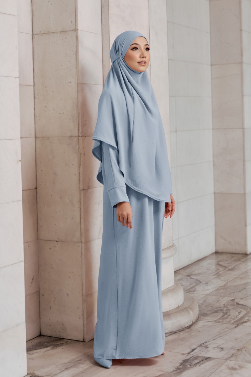 Belva Kaftan in Soft Blue