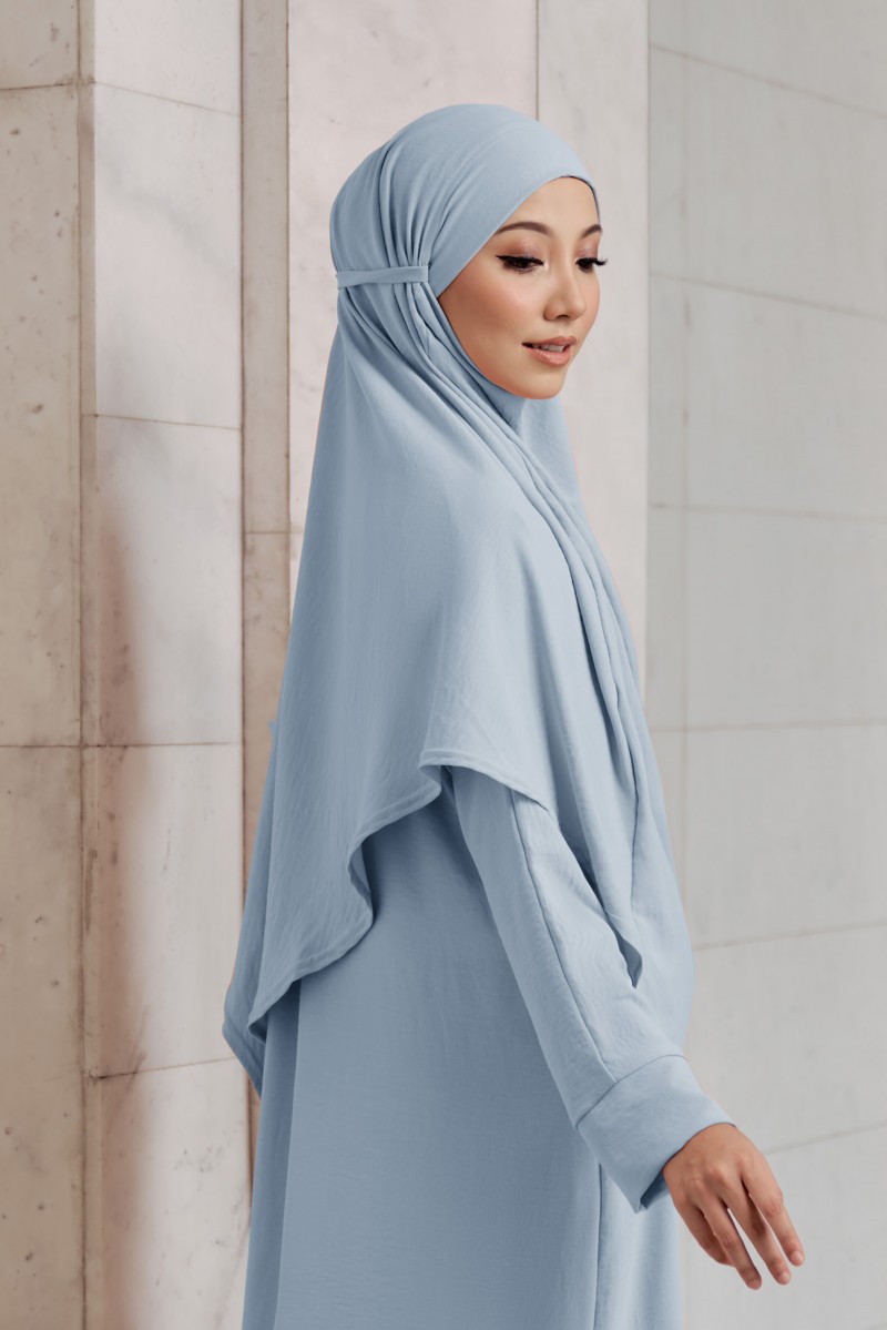 NEEMA Khimar in Soft Blue