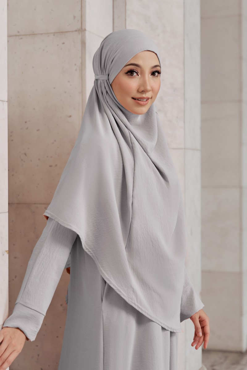 (AS-IS) NEEMA in Soft Grey