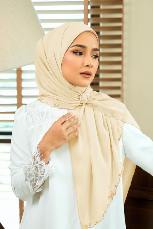 YUKI Sulam Shawl in Soft Yellow