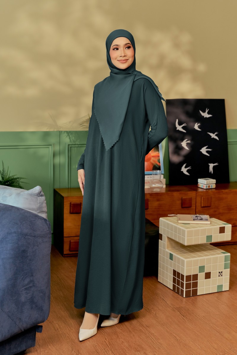 BELVA  Kaftan in Emerald Green