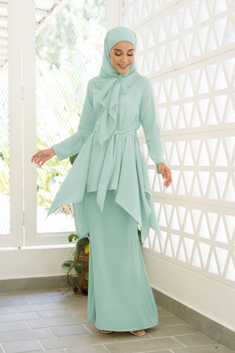 (AS-IS) Putri Ayu  in Aqua Blue