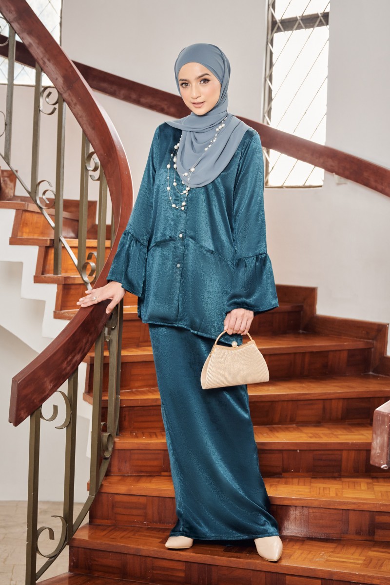 Calla Kurung in Aegean