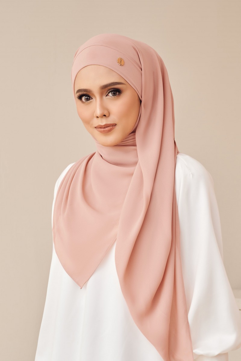 ROSE Bawal Lazy in Dusty Peach