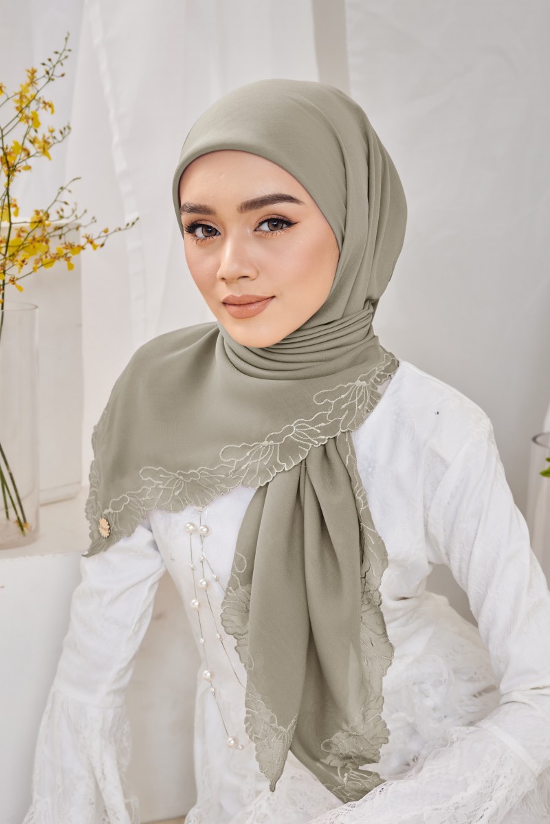 (AS-IS) SARI Sulam Bawal in Moss