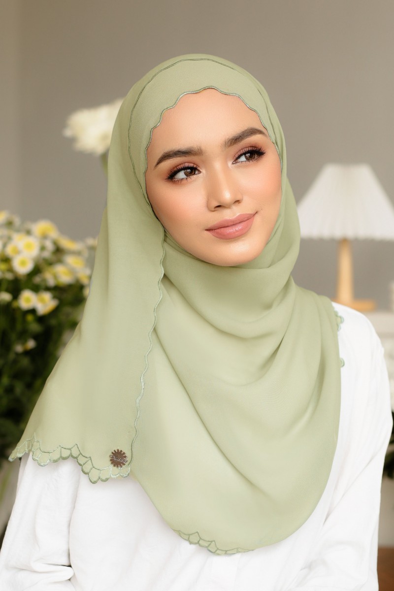 (AS-IS) Abir Sulam Long Shawl in Moss Green