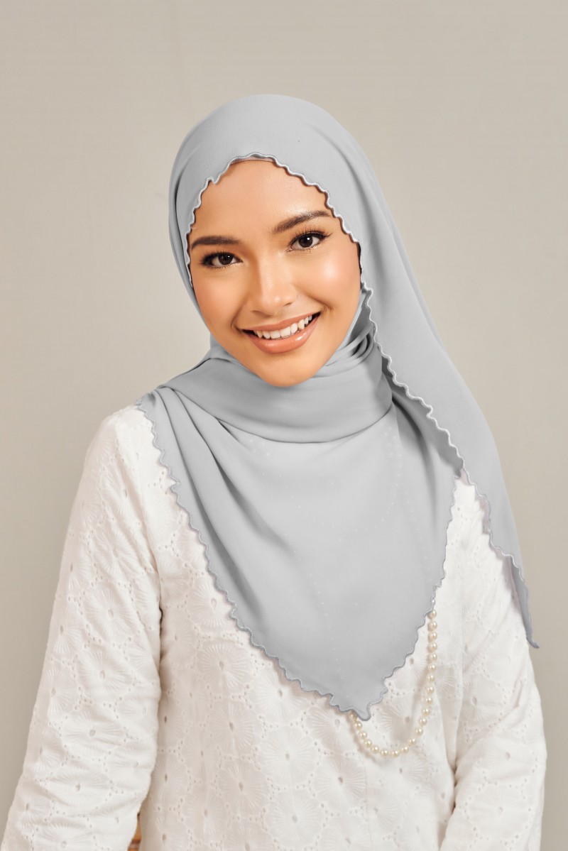 (AS-IS) ISRA Sulam Shawl in Soft Grey