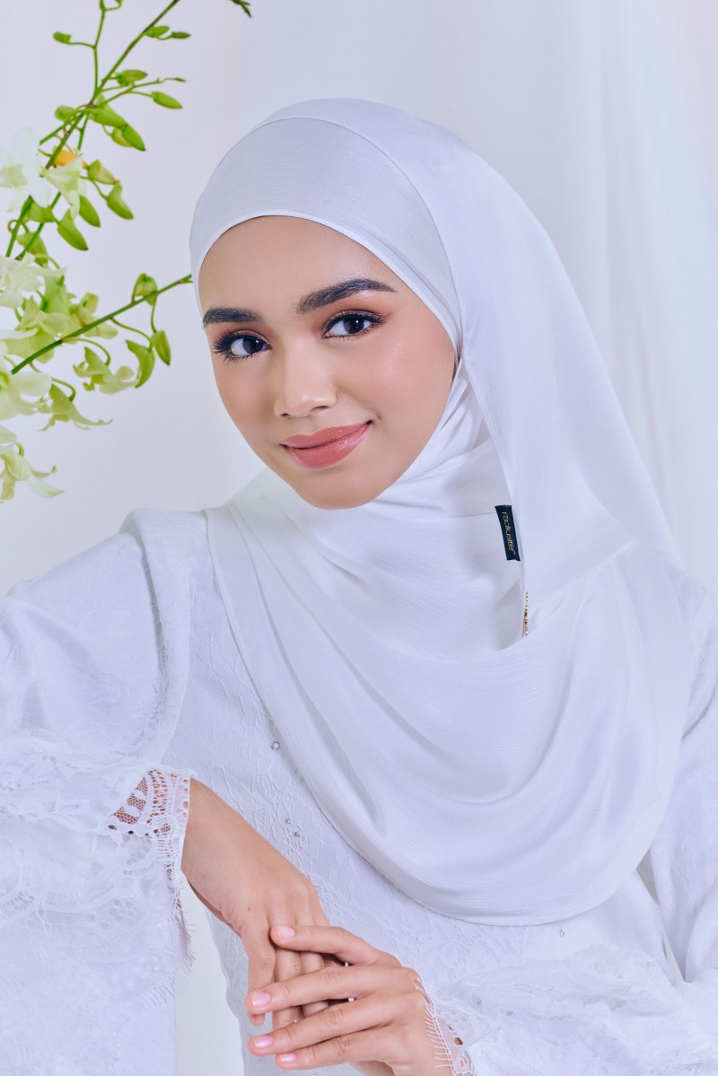 (AS-IS) Ziva Longshawl in White