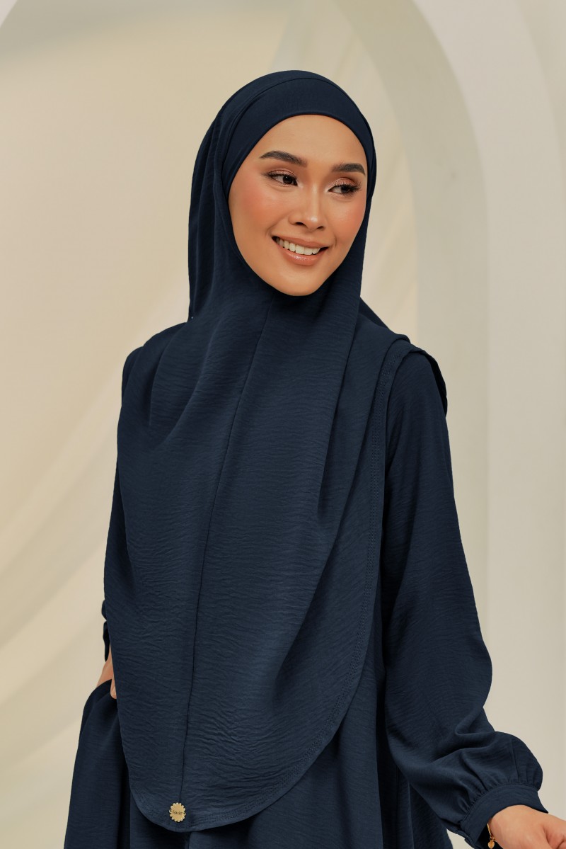 LANA Khimar in Navy Blue