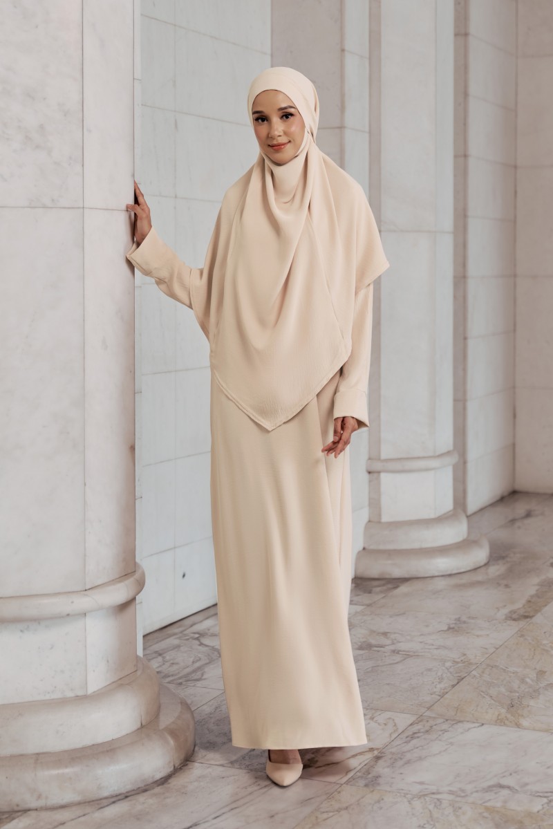 Belva Kaftan in Light Beige