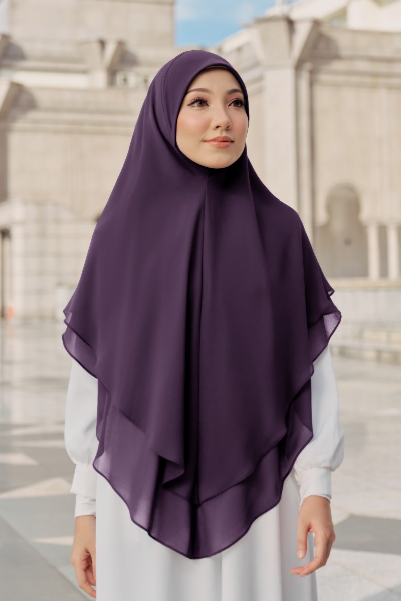 Nageena Khimar in Blackcurrant