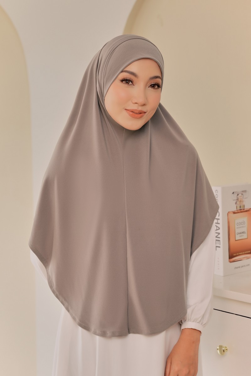 MALIKA Syria Instant in Dusty Brown