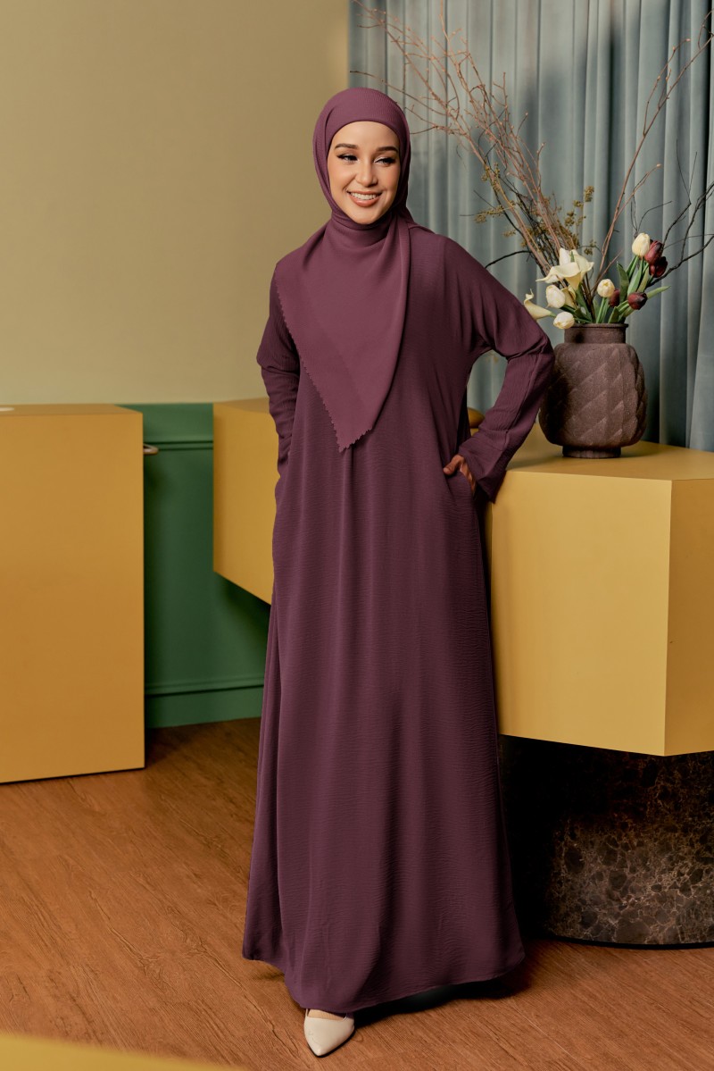 BELVA Kaftan in Maroon