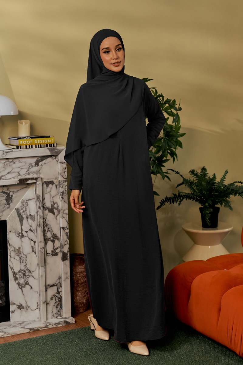 BELVA Kaftan in Black