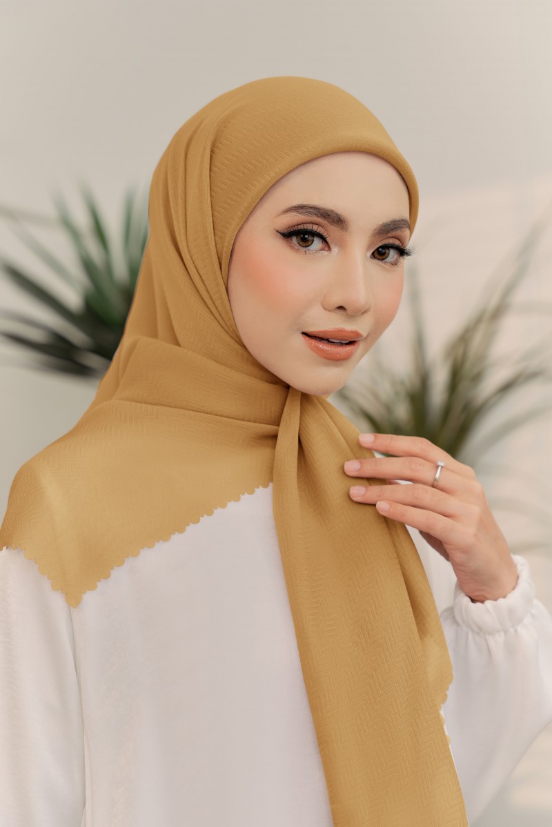 Cali Bawal in Mustard