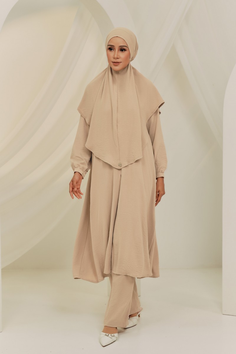 New LANA Set in Sand with Khimar