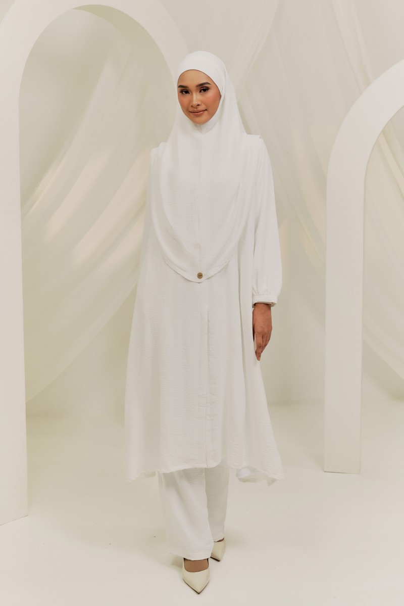 (AS-IS ) LANA Set in White with Khimar