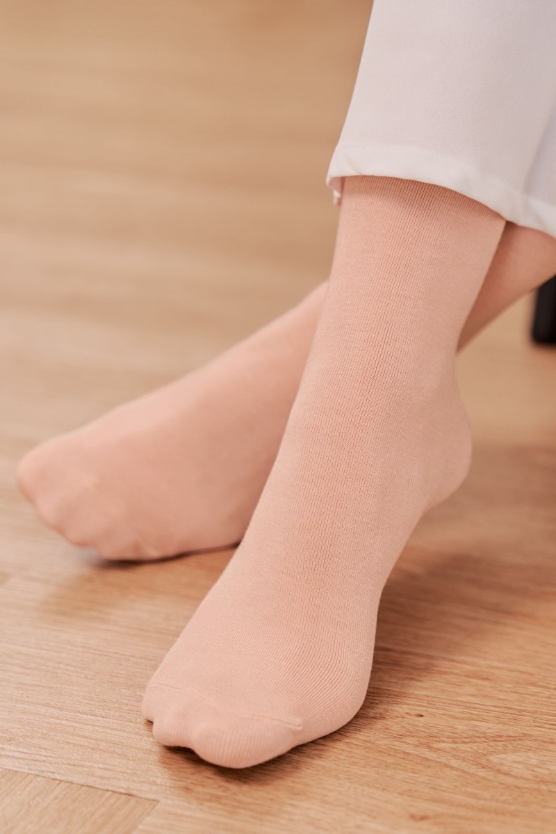 KIRA Bamboo Socks in Soft Pink