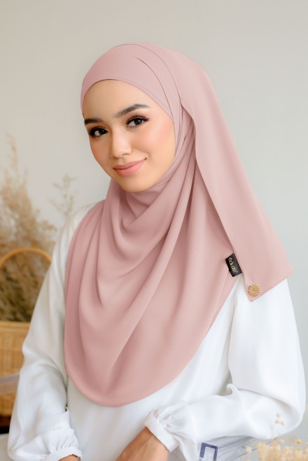 Gia Long Shawl in Dusty Pink