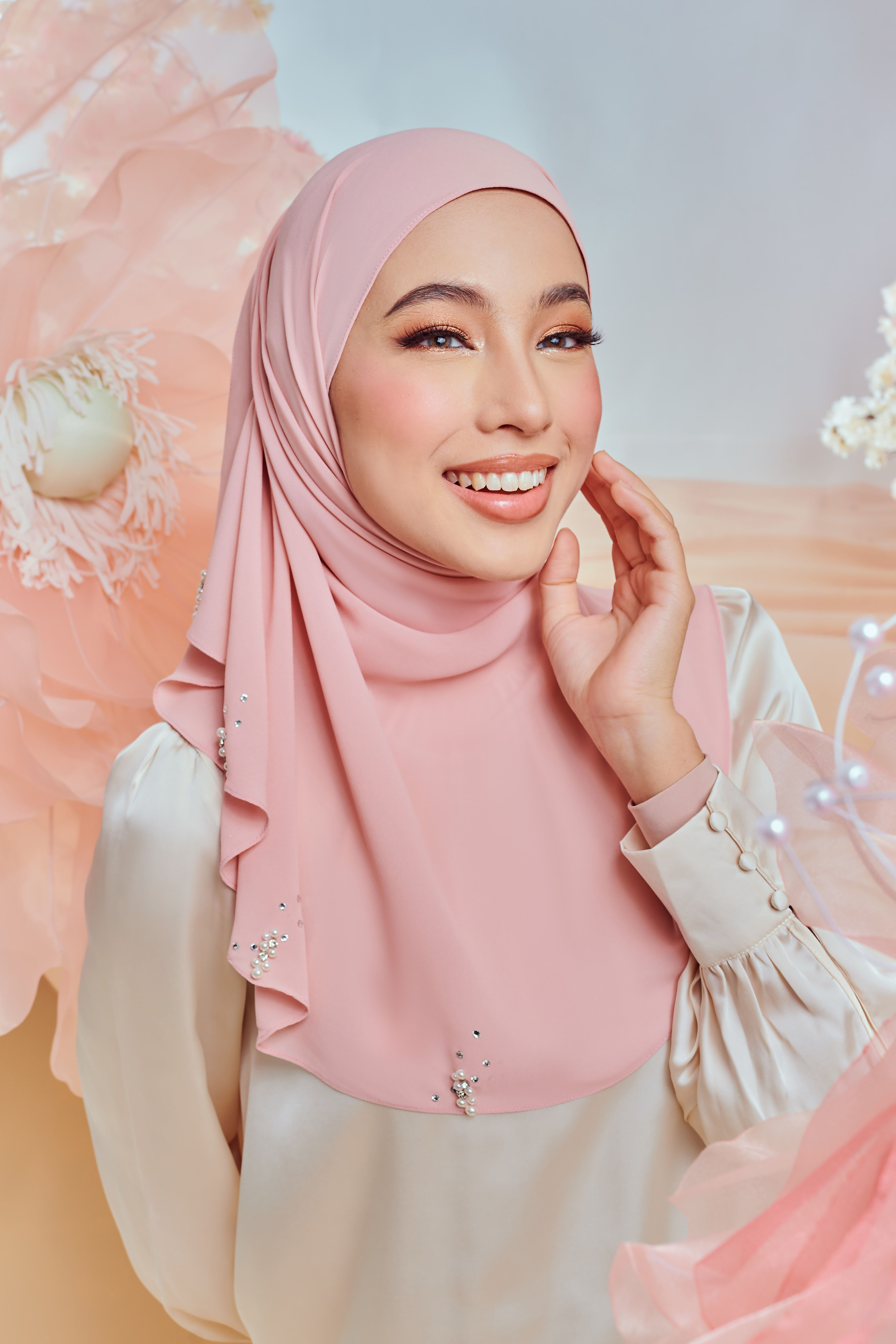 Radiusite | Online Fashion | Shawl | Tudung | Bawal | Khimar dan Jubah ...